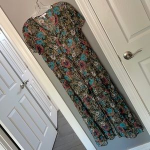 DR2 Sheer fitted kimono with button front